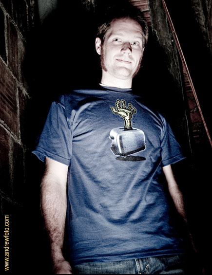 toastie-zombie_shirt