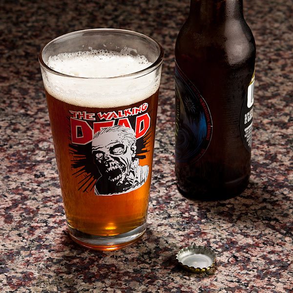 the-walking-dead-pint
