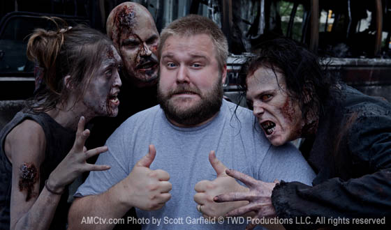 TWD-Robert-Kirkman-RT-560