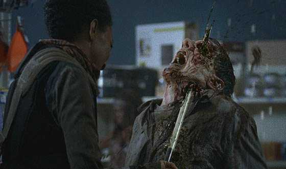 The-Walking-Dead-Season-5-Kills-Explosions-Video-560