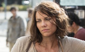 the-walking-dead-episode-505-behind-the-scenes-lauren-cohan-325